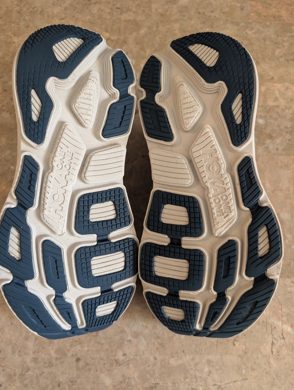 Hoka One One Bombi 7 Cushioned Running Shoes Navy/Light Blue Women's Size 8.5 - Picture 10 of 14